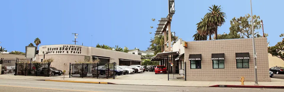 Brown Brothers Auto Body building on S Robertson Blvd