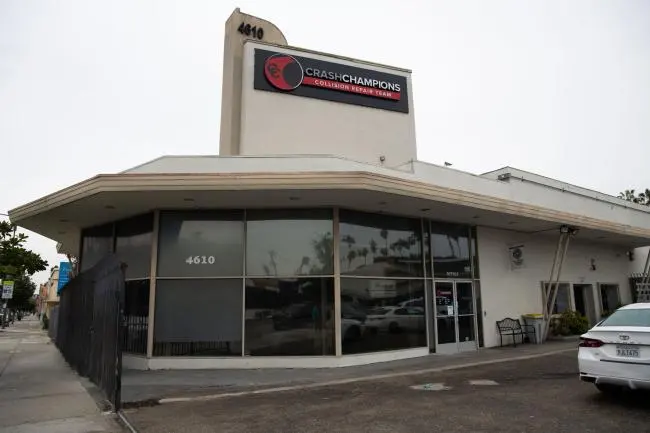 Front of Crash Champions at 4610 Crenshaw Blvd