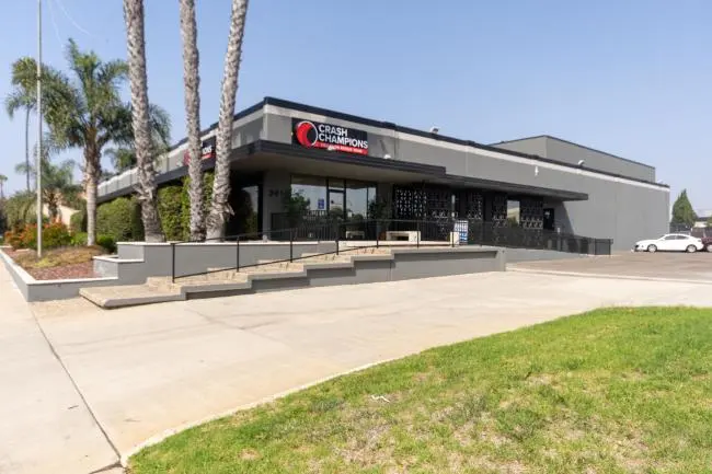 Exterior of Crash Champions Torrance Lomita Blvd shop