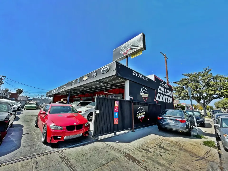 El Shaddai Auto Collision Center building and lot on S Western Ave