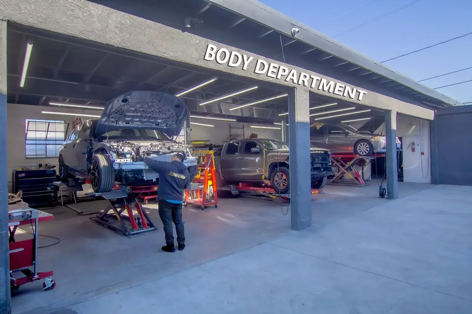 Body department bays at Energy Collision Center