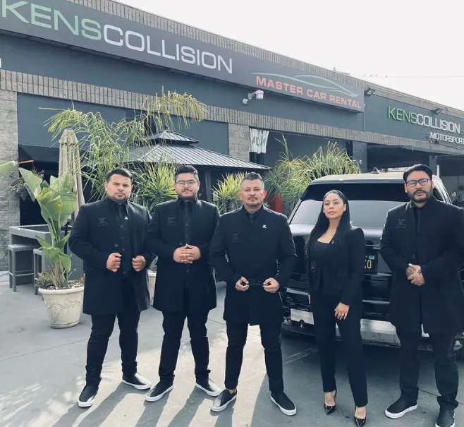 Kens Collision Center building and lot on Vine St