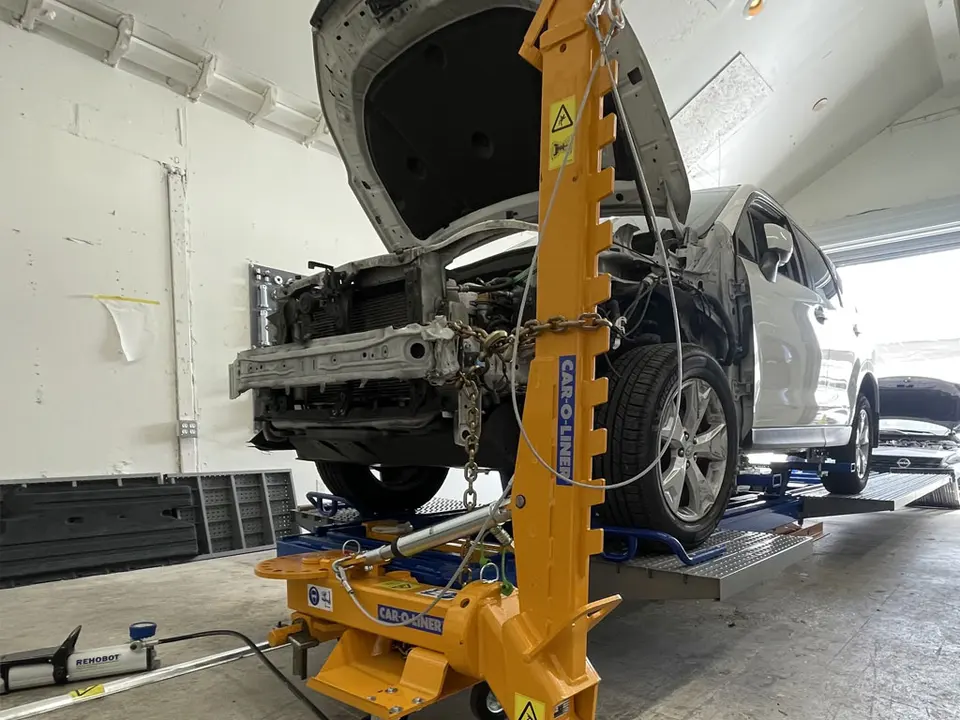 Car-O-Liner frame pulling machine at Regal Repair North Hollywood