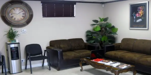 Customer waiting area at Silver Lake Auto Body & Paint